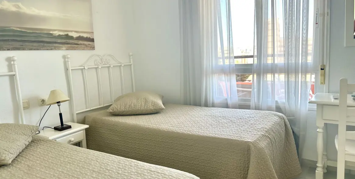 Продажа апартаментов на среднем этаже в Los Boliches 16