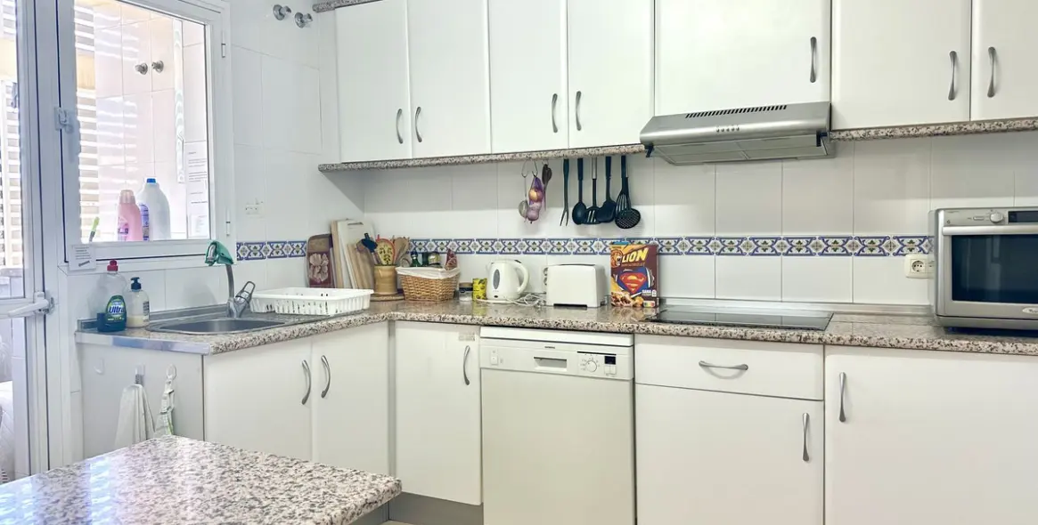 Продажа апартаментов на среднем этаже в Los Boliches 18