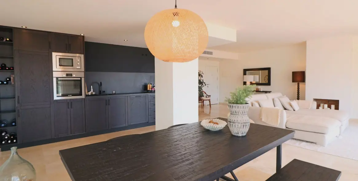 Продажа апартаментов на среднем этаже в La Mairena 4