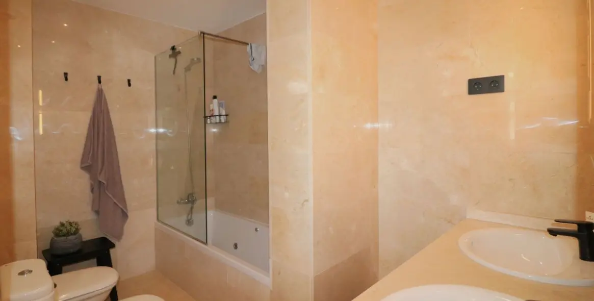 Продажа апартаментов на среднем этаже в La Mairena 18