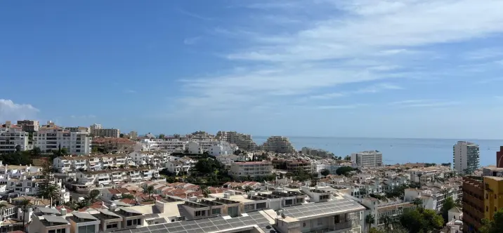 Sale of penthouse in Benalmadena 0