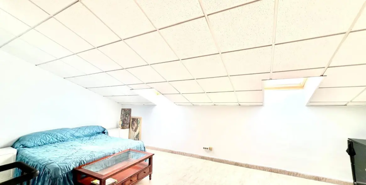 Sale of penthouse in Benalmadena Costa 27