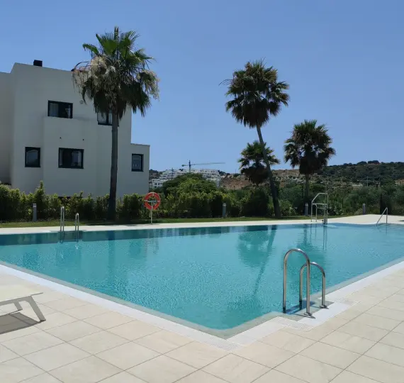 Middle floor apartment R5111299