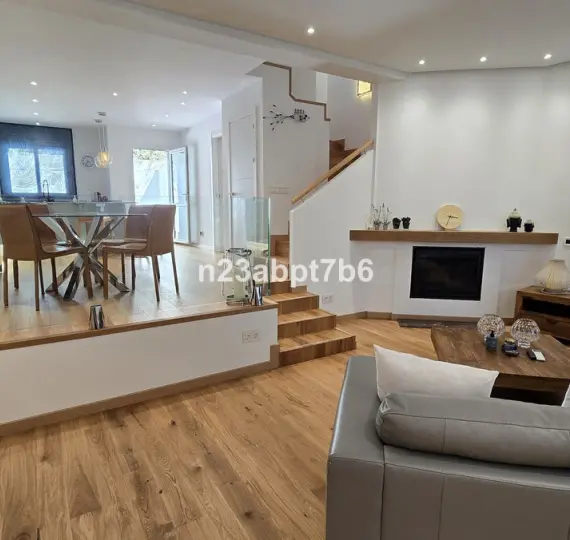 Продажа таунхауса в Istán