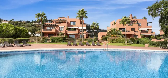 Продажа апартаментов на среднем этаже в La Mairena 3