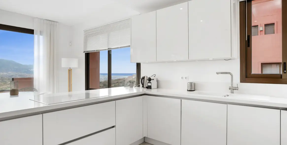 Продажа апартаментов на среднем этаже в La Mairena 5