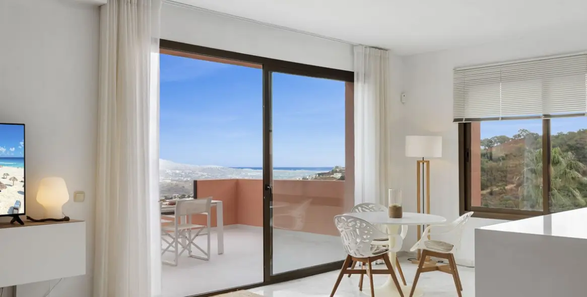 Продажа апартаментов на среднем этаже в La Mairena 11