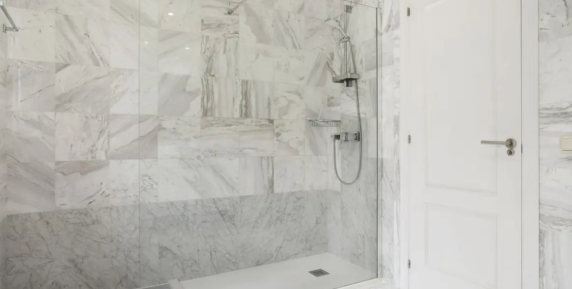 Sale of middle floor apartment in La Mairena 21