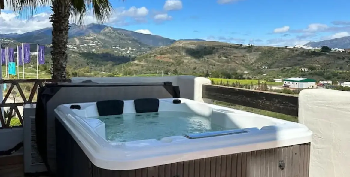 Sale of middle floor apartment in Estepona (district Estepona) 5