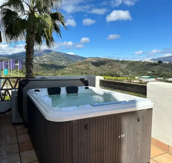 Middle floor apartment R5185432