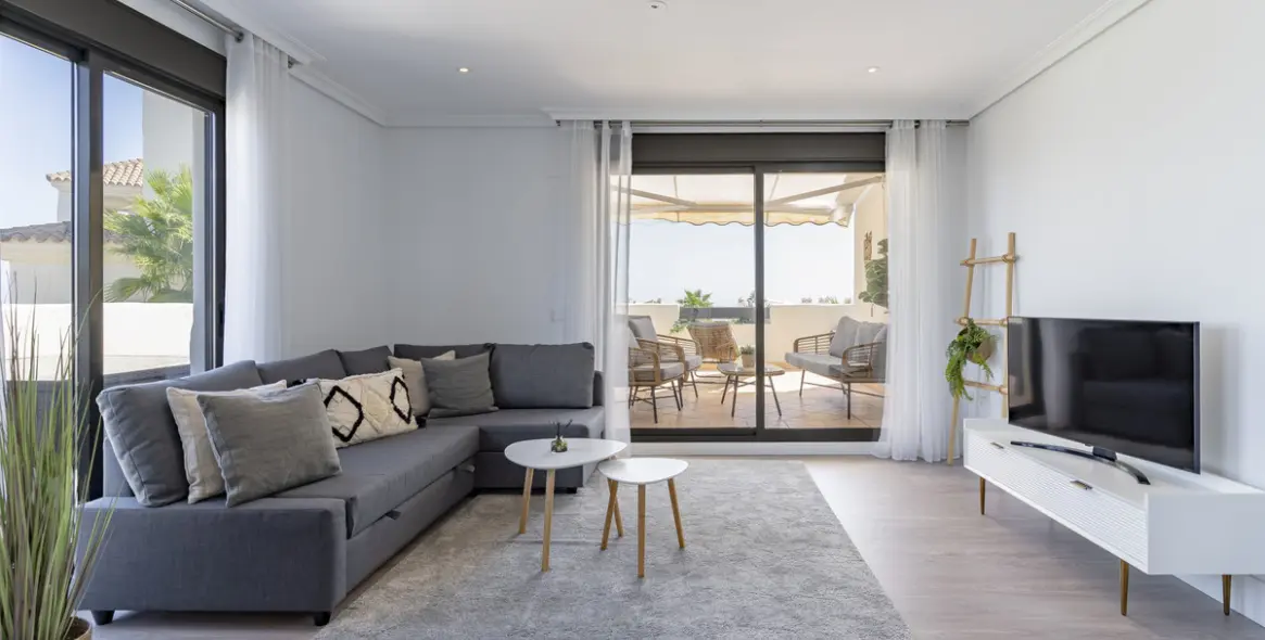 Sale of middle floor apartment in Estepona (district Estepona) 7