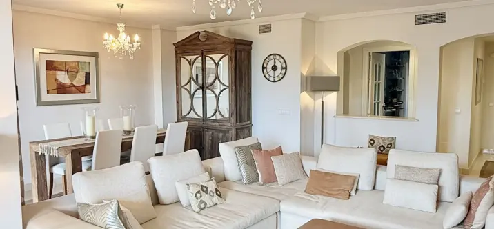 Sale of ground floor apartment in Los Arqueros 0