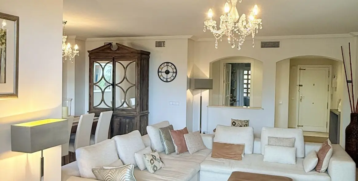 Sale of ground floor apartment in Los Arqueros 17