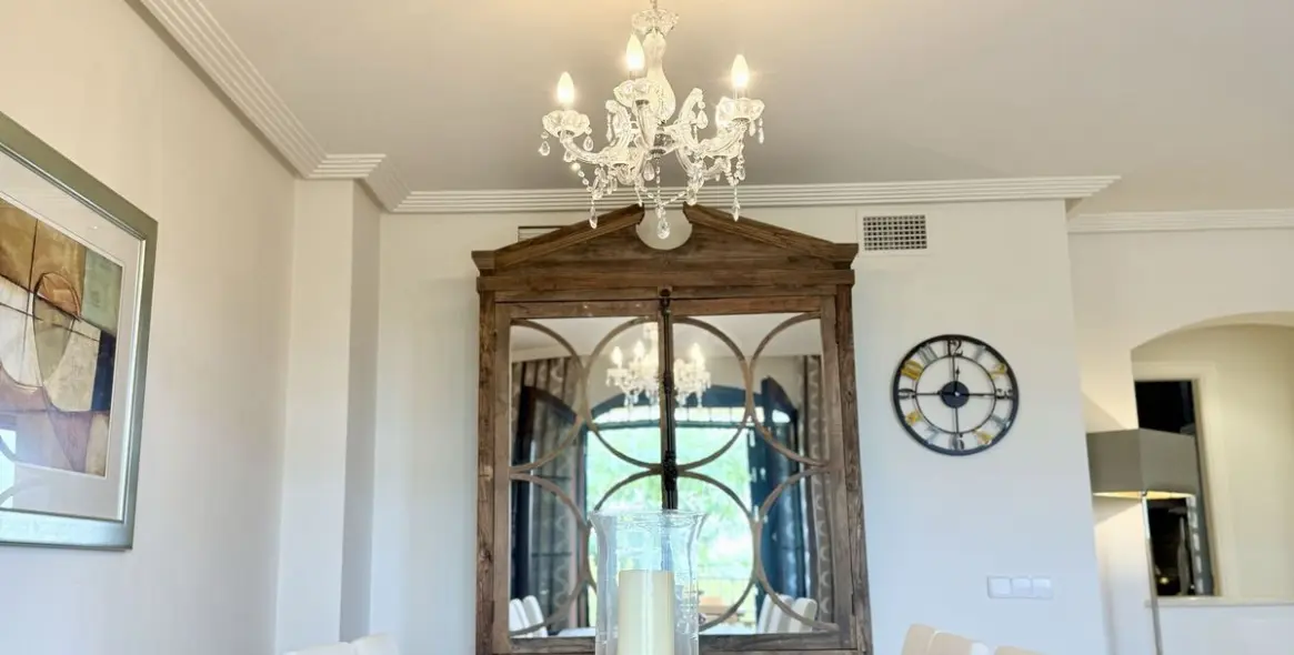 Продажа апартаментов на первом этаже в Los Arqueros 24