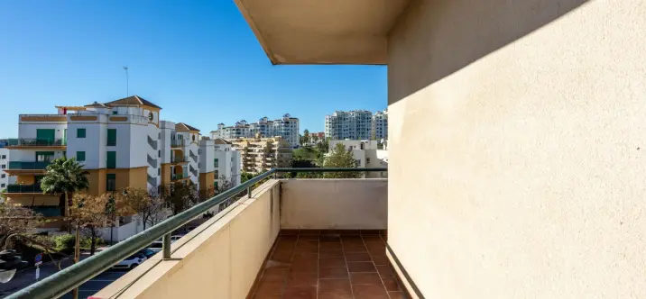 Middle floor apartment R5228632 1