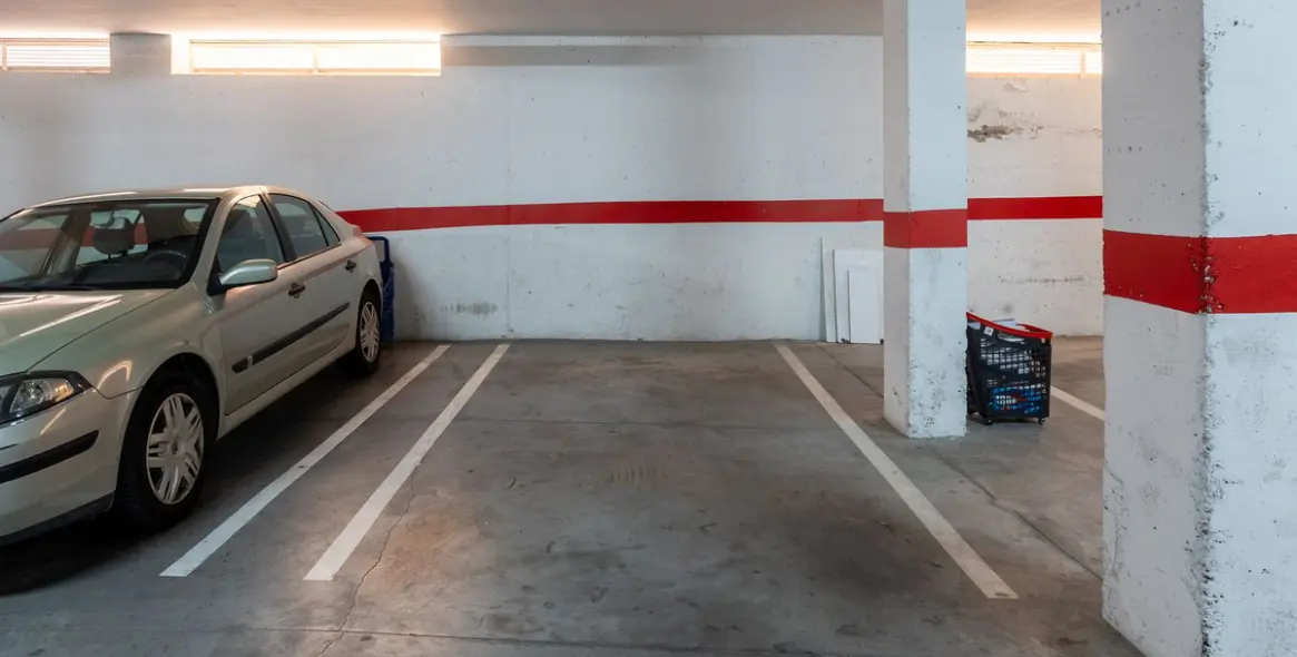 Sale of middle floor apartment in Estepona 22