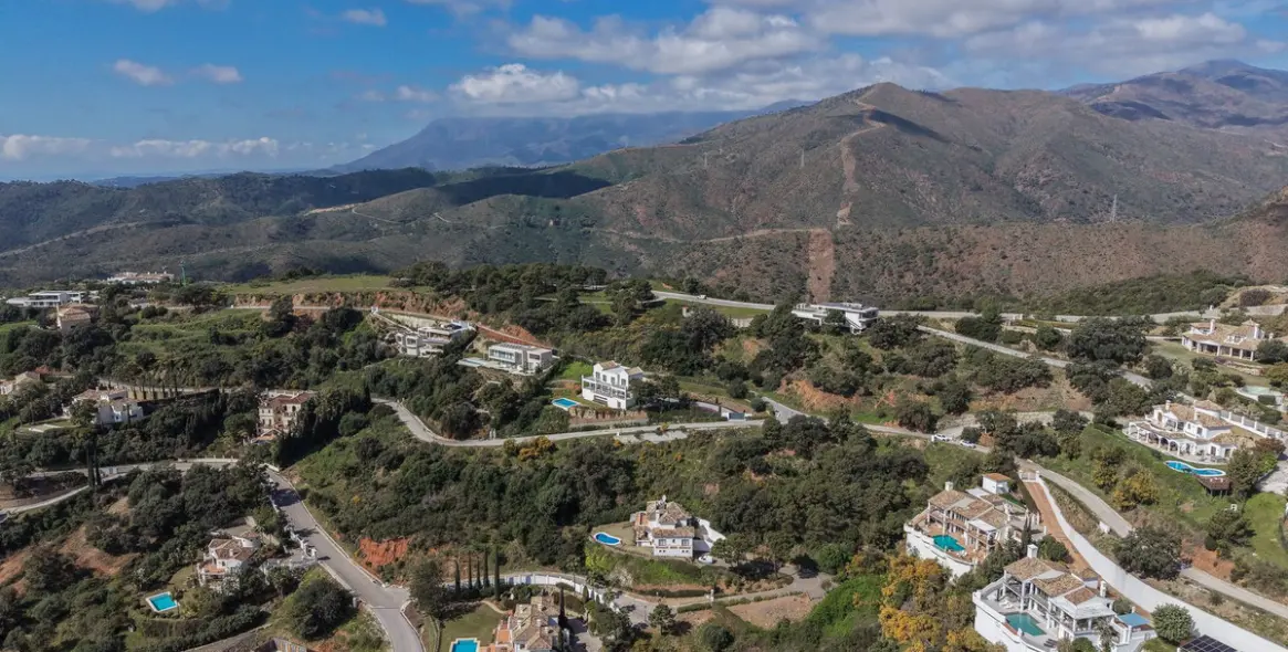 Продажа  жилого участка в Benahavís 4