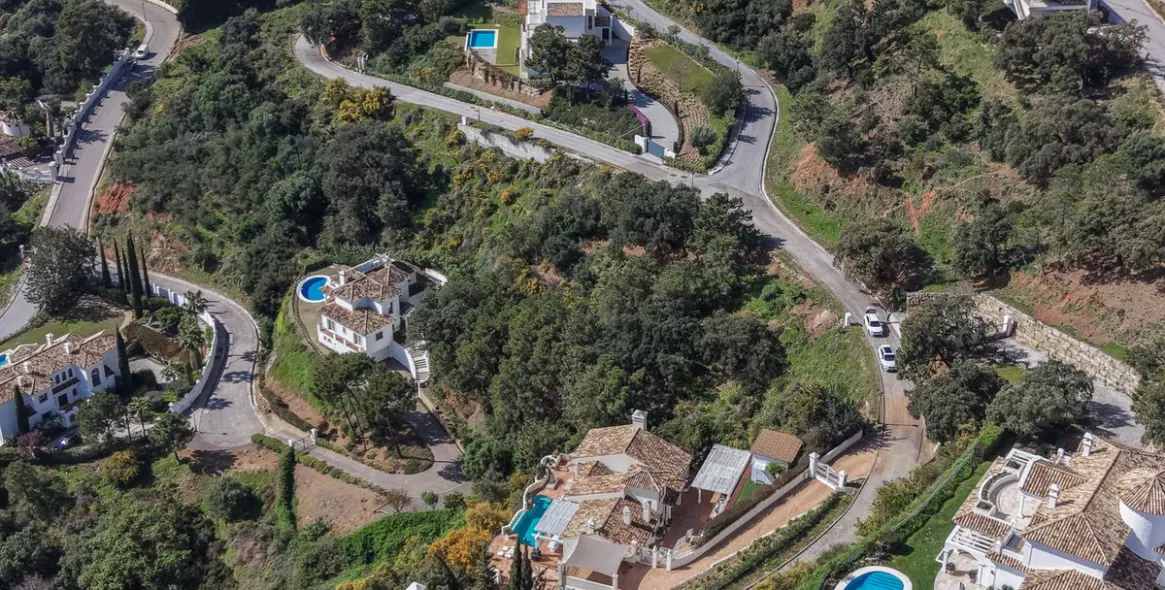 Продажа  жилого участка в Benahavís 6