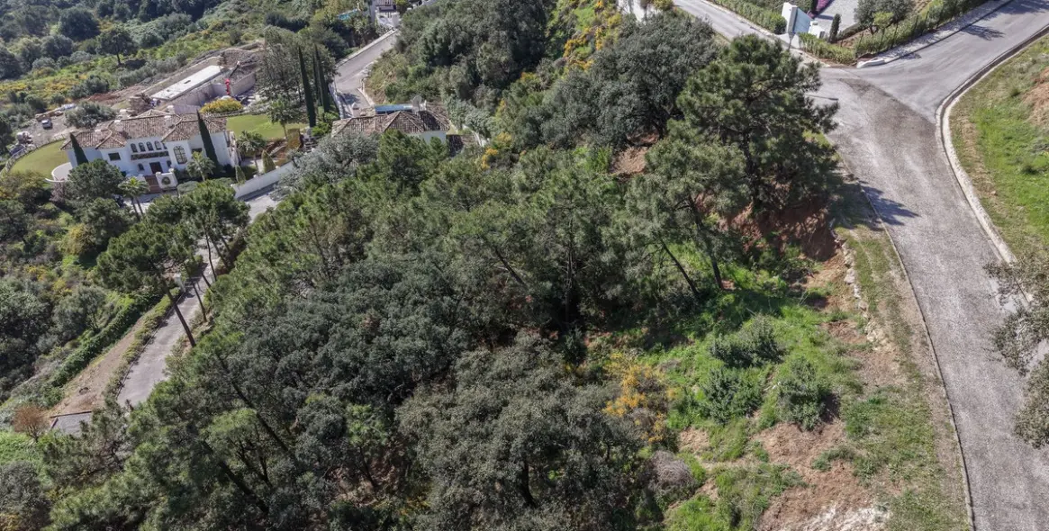 Продажа  жилого участка в Benahavís 7