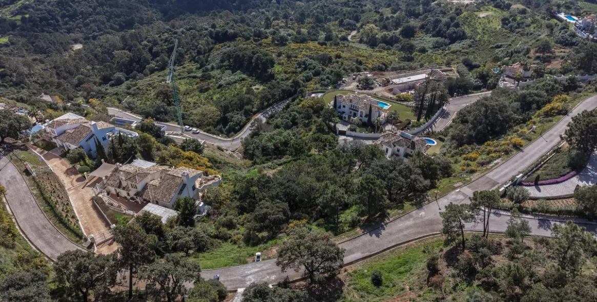 Продажа  жилого участка в Benahavís 15