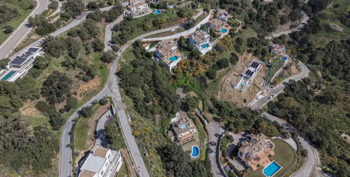 Продажа  жилого участка в Benahavís 20