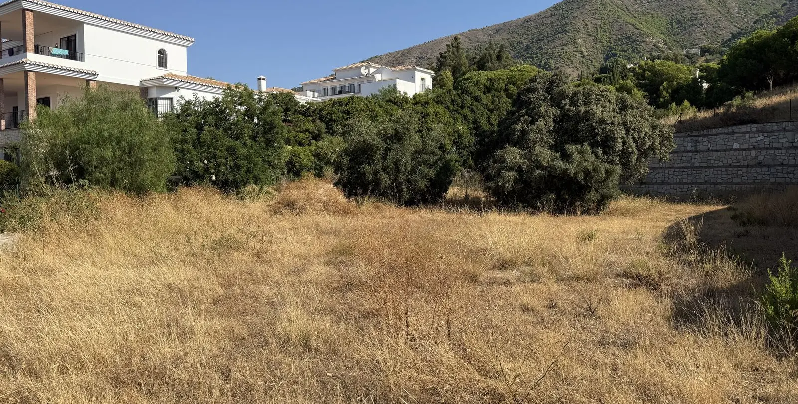 Venta de parcela residencial en Valtocado 8