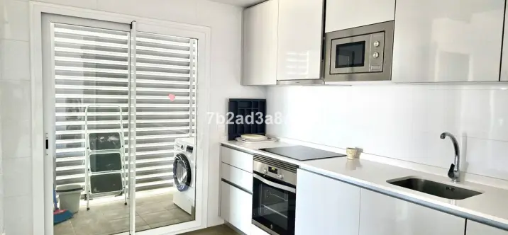 Продажа апартаментов на среднем этаже в Nueva Andalucía 0