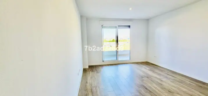 Продажа апартаментов на среднем этаже в Nueva Andalucía 2