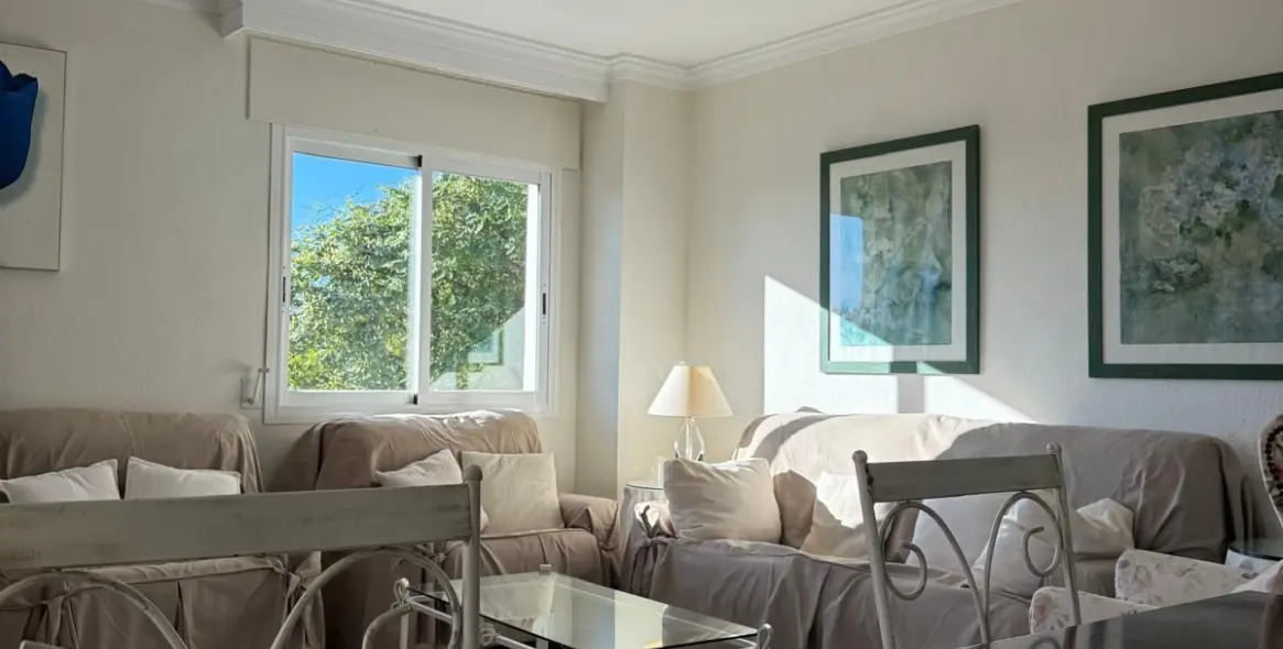 Продажа апартаментов на среднем этаже в Marbella 2