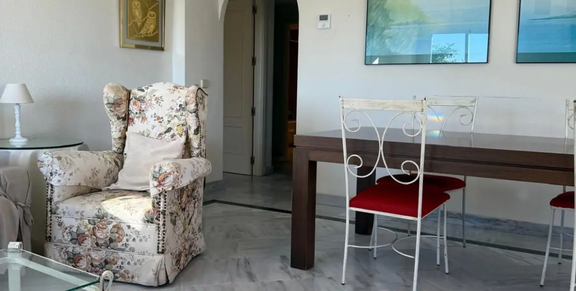 Продажа апартаментов на среднем этаже в Marbella 3