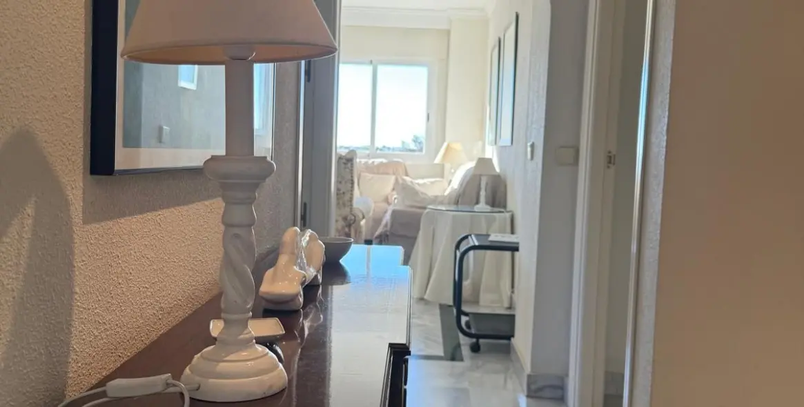 Продажа апартаментов на среднем этаже в Marbella 10