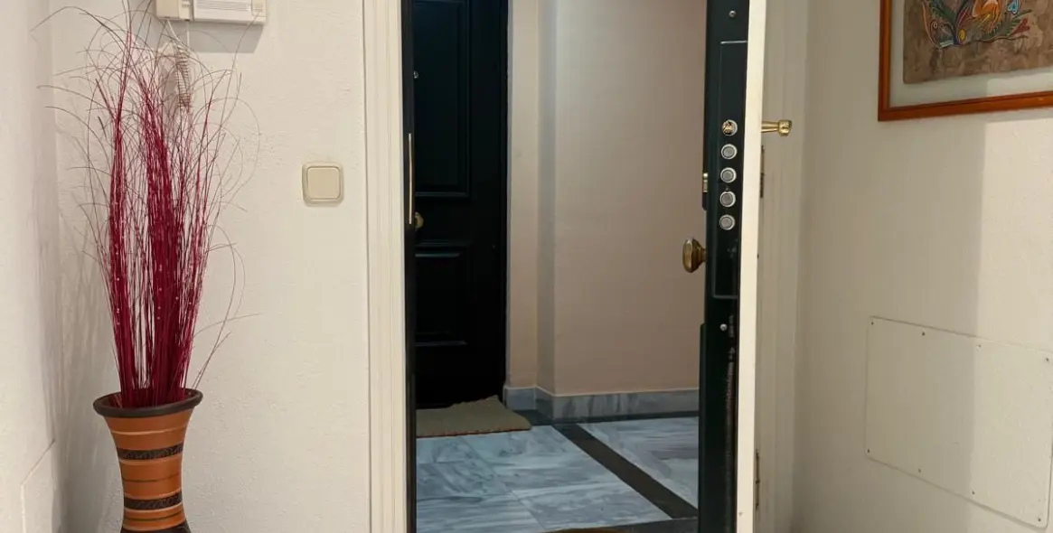 Продажа апартаментов на среднем этаже в Marbella 12