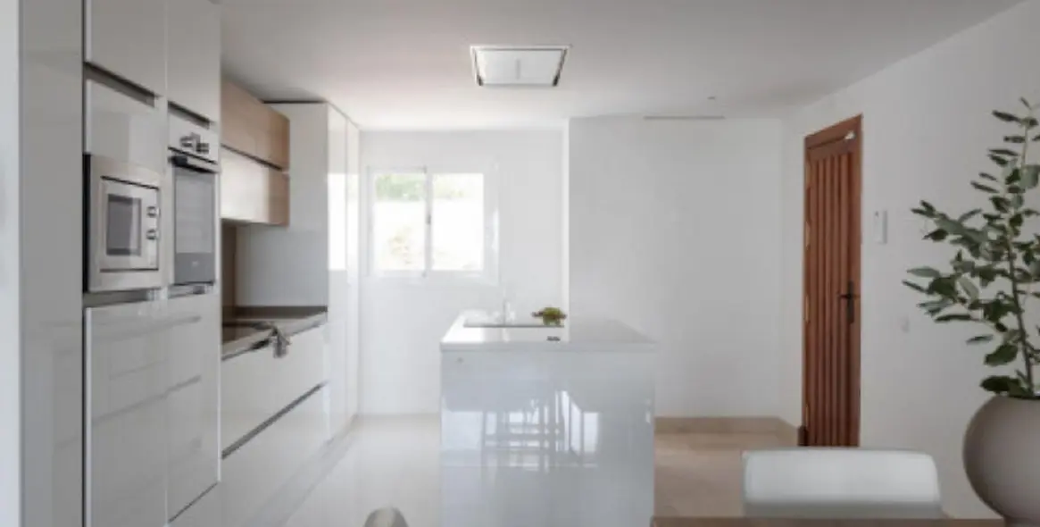 Sale of ground floor apartment in Nueva Andalucía 12