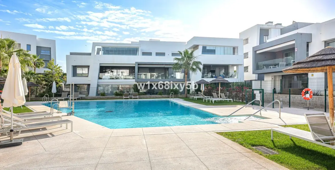 Продажа апартаментов на среднем этаже в Selwo 1