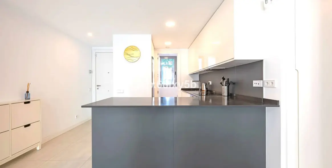 Продажа апартаментов на среднем этаже в Selwo 7