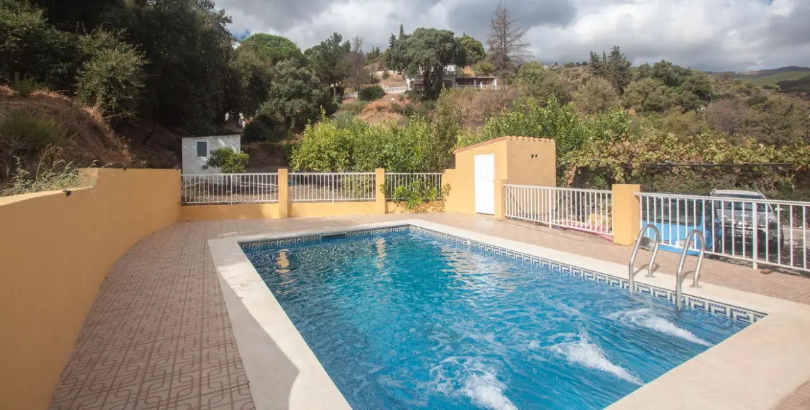 Sale of finca - cortijo in Estepona 22