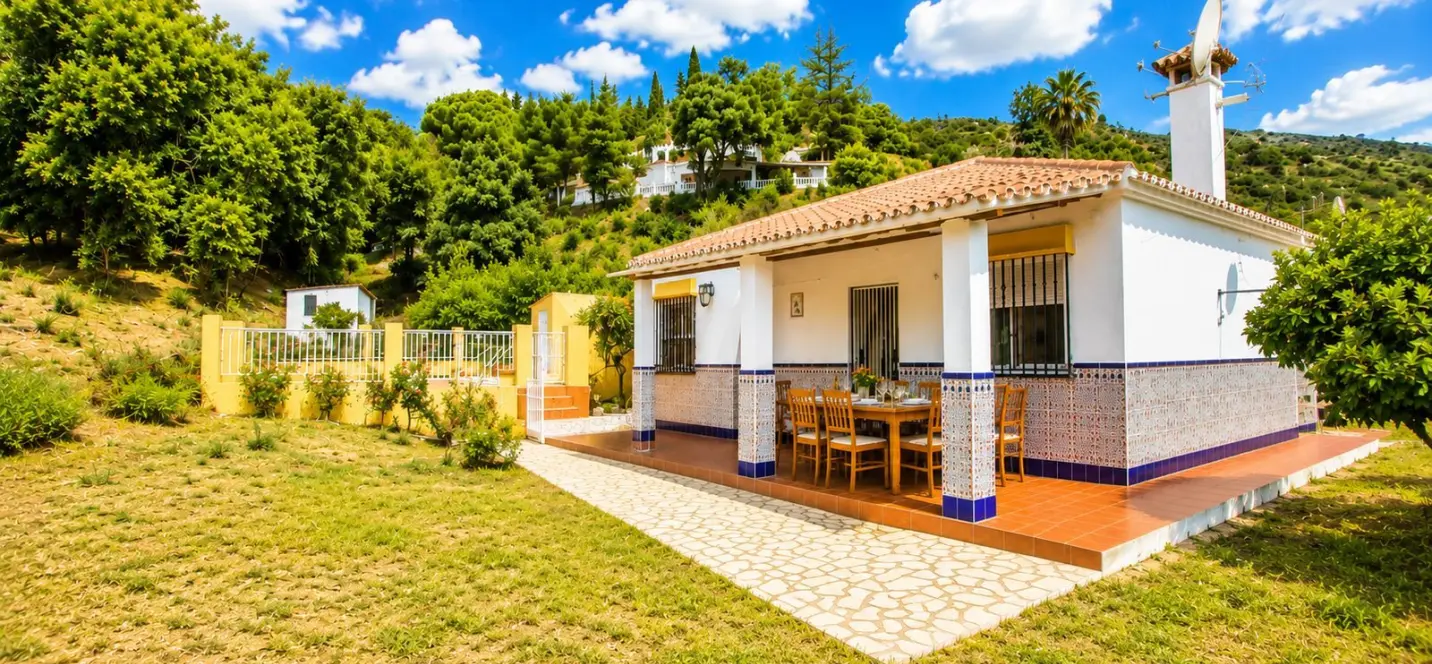Sale of finca - cortijo in Estepona 2