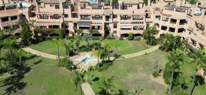 Sale of ground floor apartment in Hacienda del Sol 1
