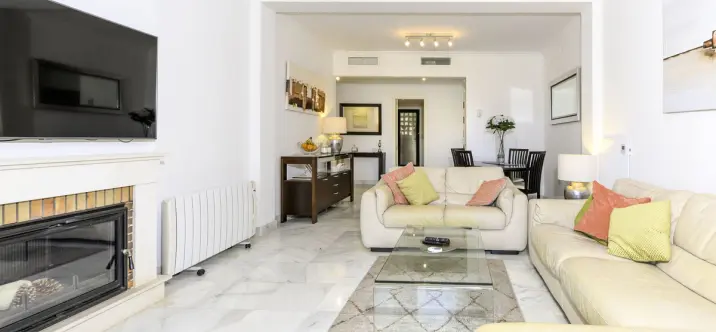 Sale of ground floor apartment in Hacienda del Sol 2