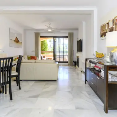 Sale of ground floor apartment in Hacienda del Sol