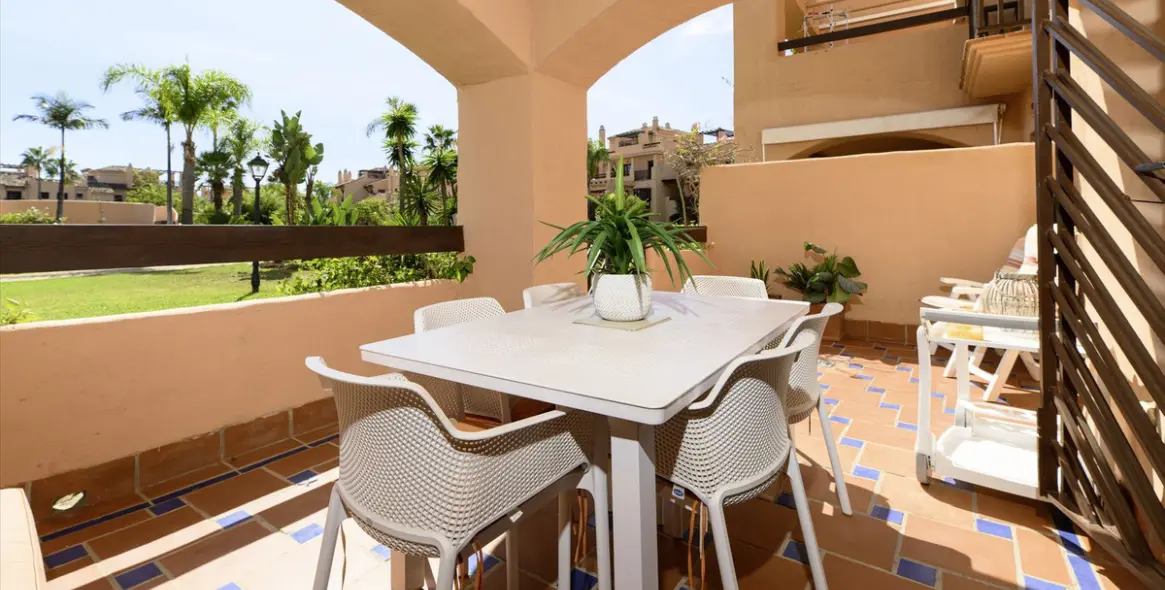 Sale of ground floor apartment in Hacienda del Sol 11