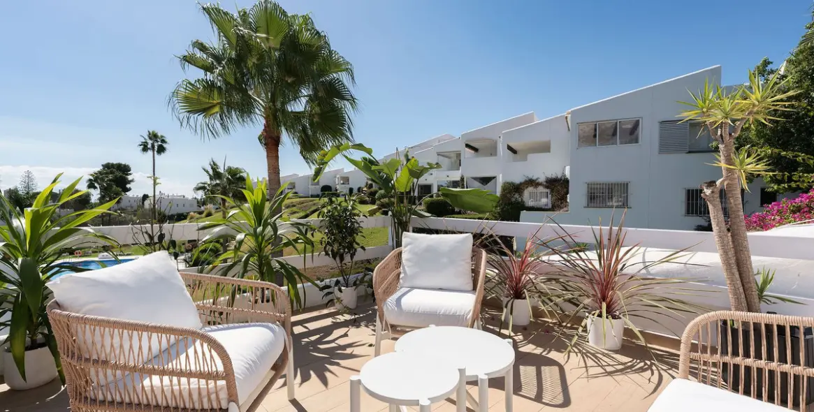 Sale of penthouse duplex in Nueva Andalucía 1