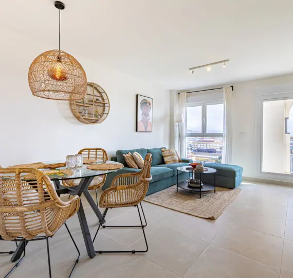 Middle floor apartment R5186164