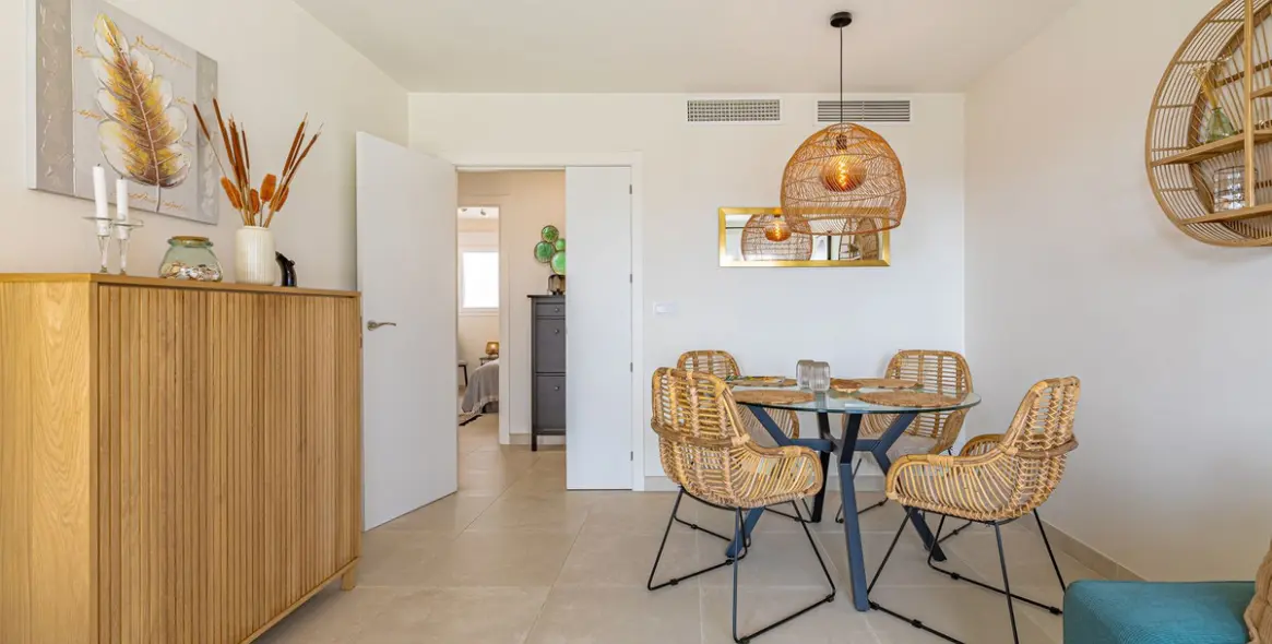 Sale of middle floor apartment in Estepona (district Estepona) 10