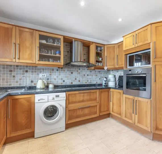 Продажа  отдельно стоящей виллы в Manilva