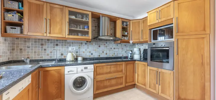 Продажа  отдельно стоящей виллы в Manilva 2