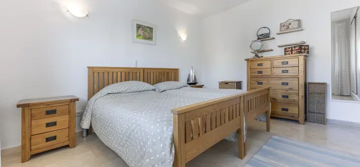 Продажа  отдельно стоящей виллы в Manilva 3