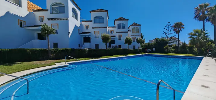 Sale of penthouse duplex in Costabella 0