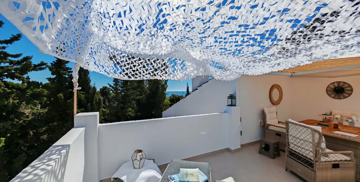 Sale of penthouse duplex in Costabella 7