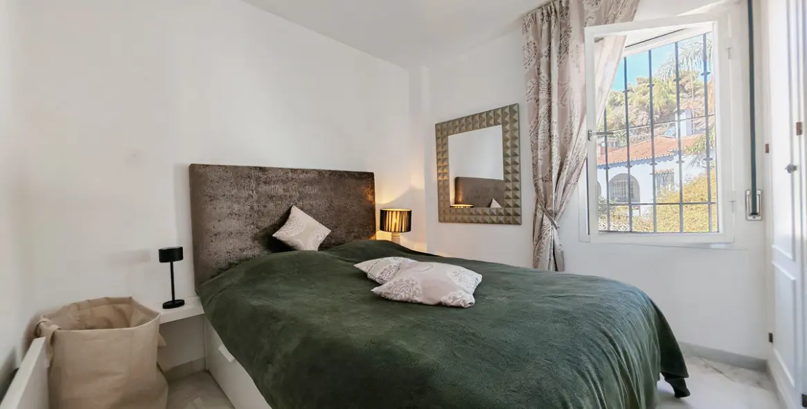 Sale of penthouse duplex in Costabella 12